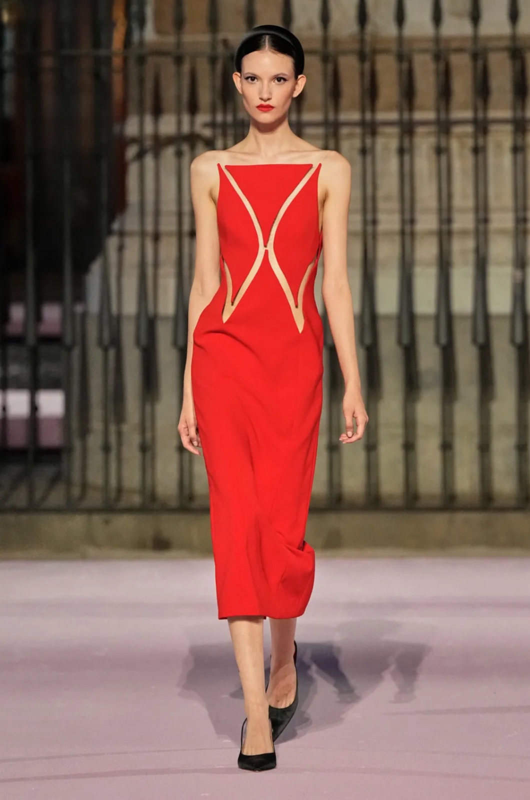 Nova geração de tops brasileiras domina temporada de moda internacional!