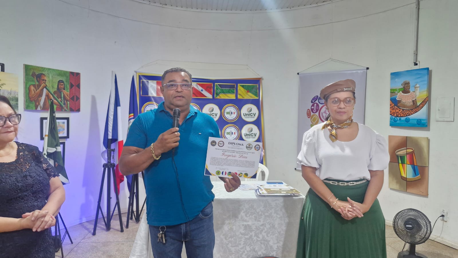 Artistas amapaenses são premiados em evento internacional na Galeria Samaúma