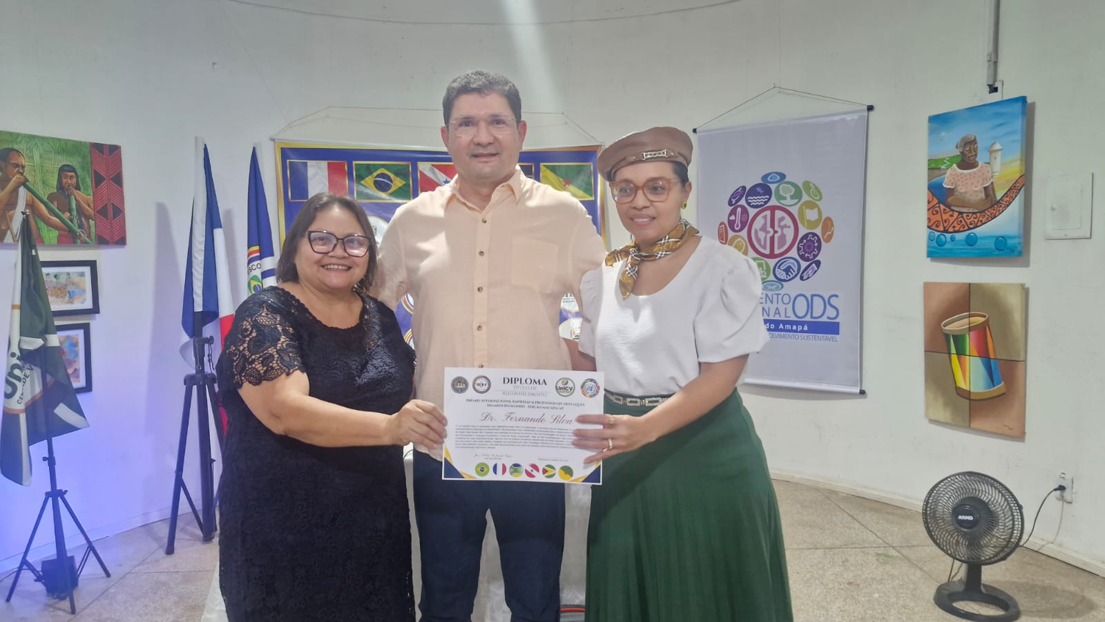 Artistas amapaenses são premiados em evento internacional na Galeria Samaúma