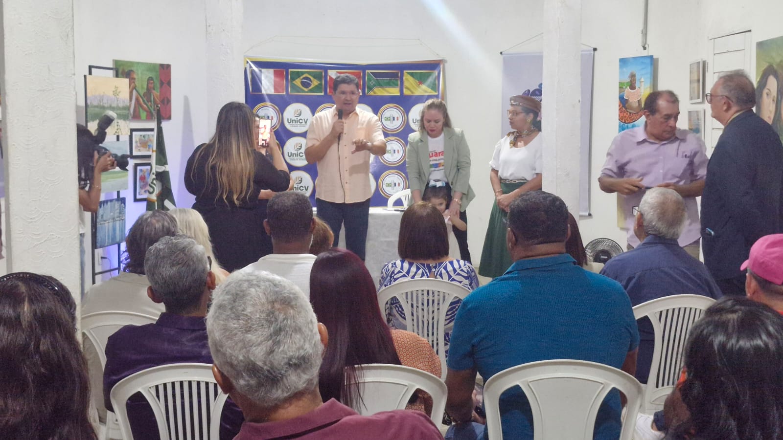 Artistas amapaenses são premiados em evento internacional na Galeria Samaúma