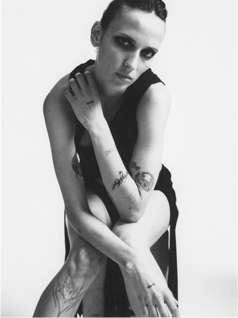 Brasileira estrela nova campanha mundial da Chanel!