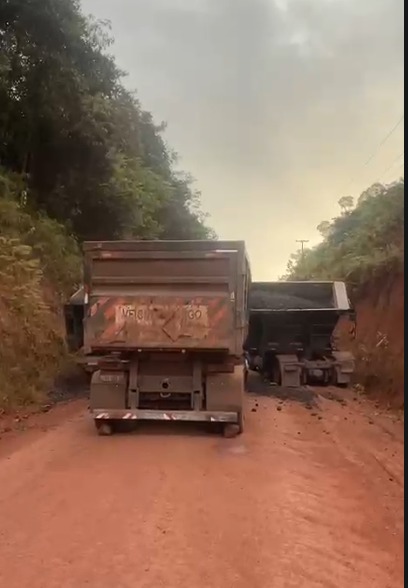 Acidente com caminhão bloqueia BR-210 no Amapá por mais de 14 horas