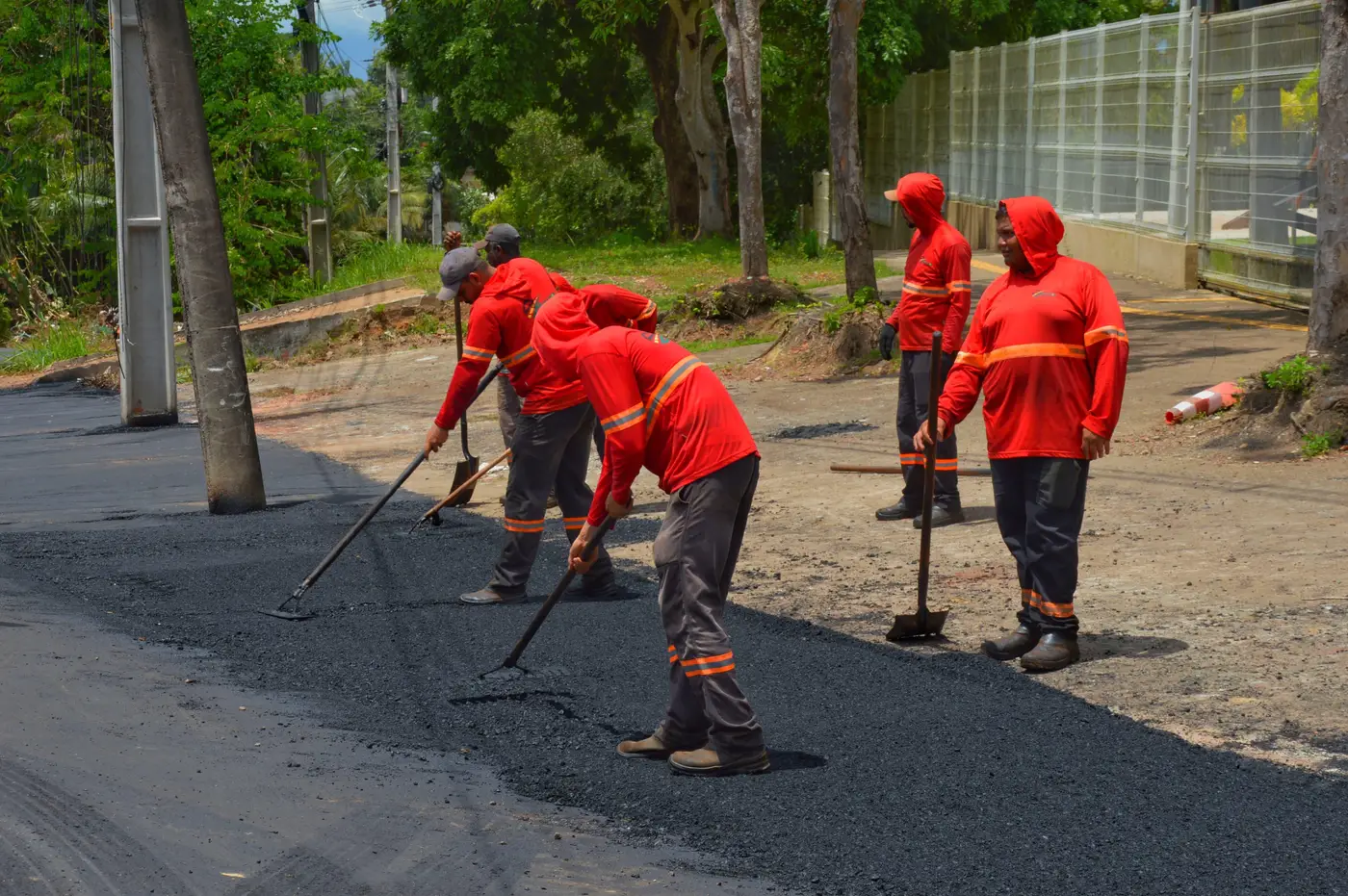 Governo do Amapá avança na integração de bairros da Zona Norte com frentes de pavimentação