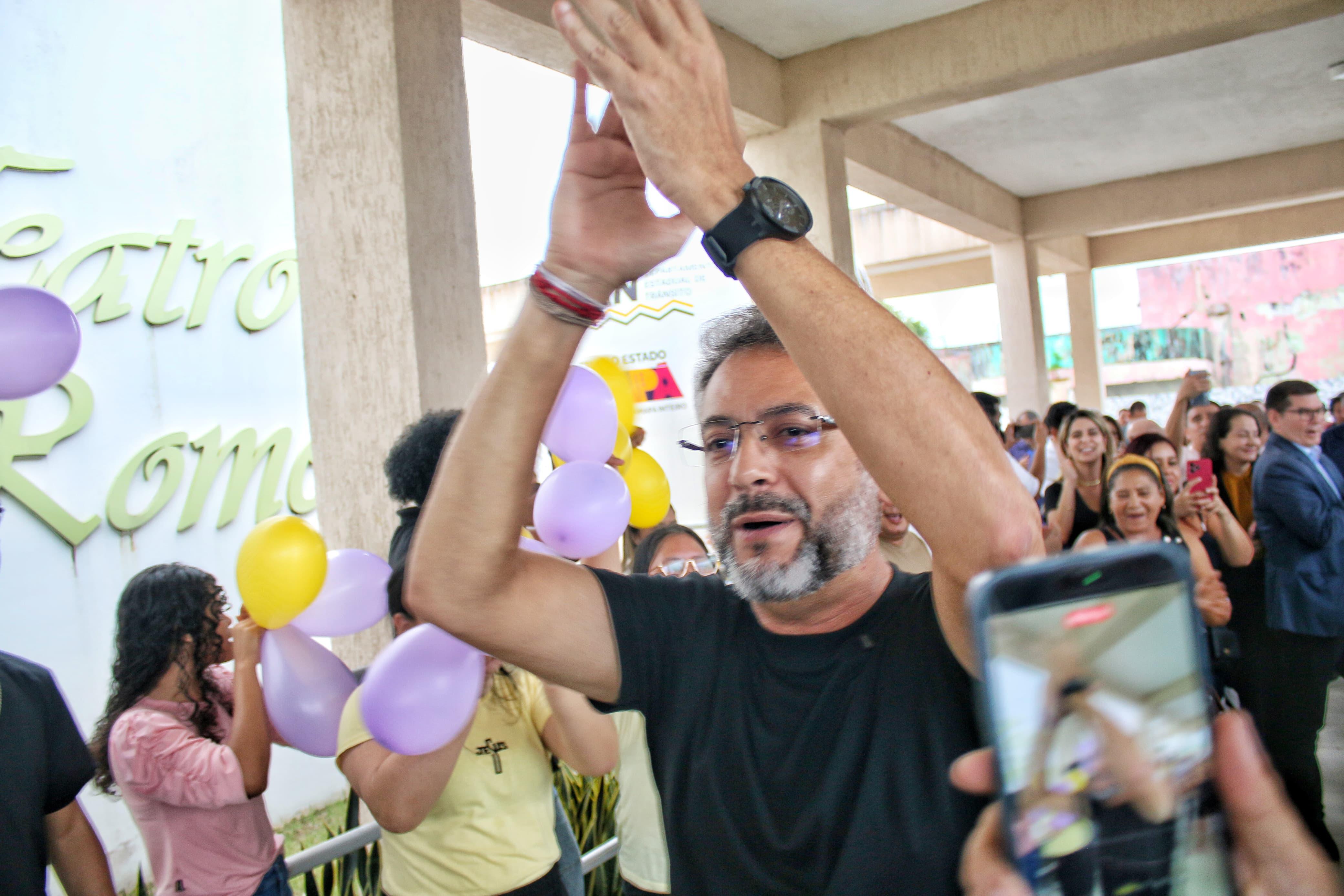 "Vão transformar o programa em realidade positiva, com trânsito de paz", destaca Clécio aos primeiros 500 alunos do Habilita Amapá em Santana