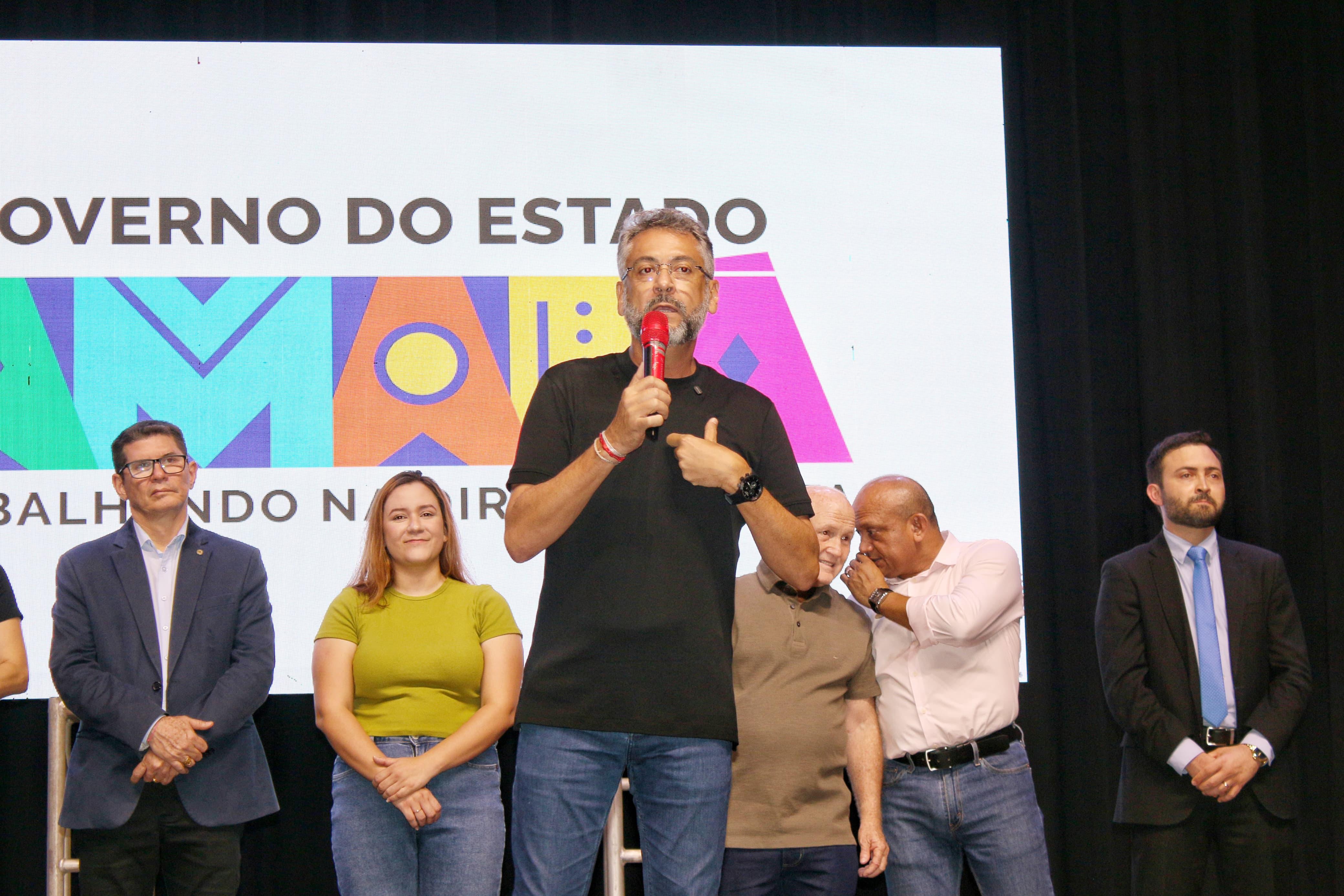 "Vão transformar o programa em realidade positiva, com trânsito de paz", destaca Clécio aos primeiros 500 alunos do Habilita Amapá em Santana