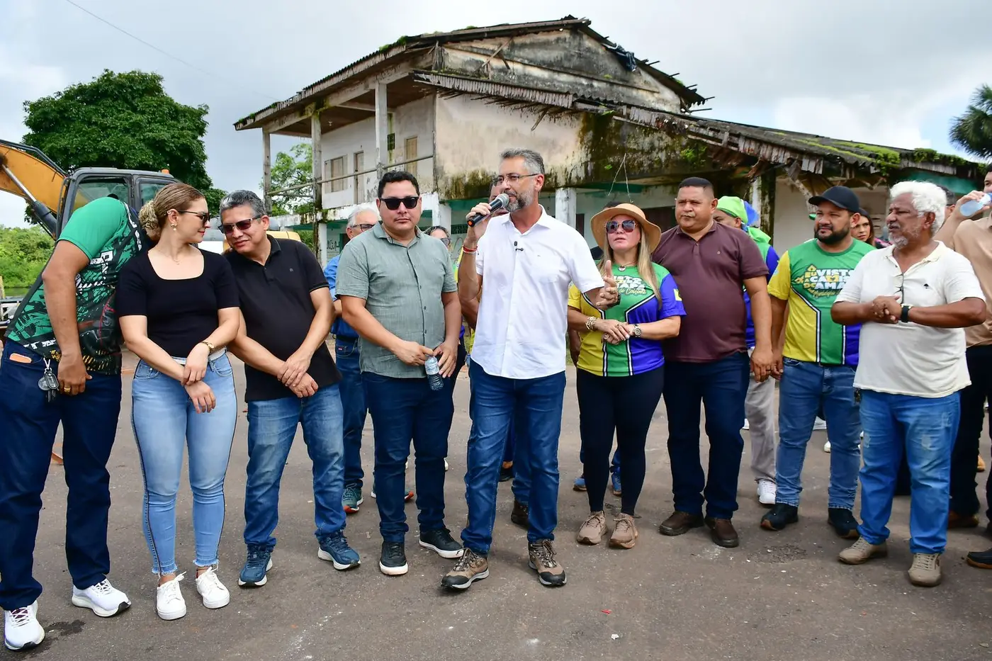 Governador Clécio assina ordem de serviço para construção da Praça da Orla em Calçoene