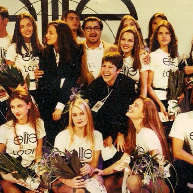 Gisele Bündchen, Isabeli Fontana, Lais Ribeiro, Ana Beatriz Barros e mais supermodelos surgem em retratos no início da carreira