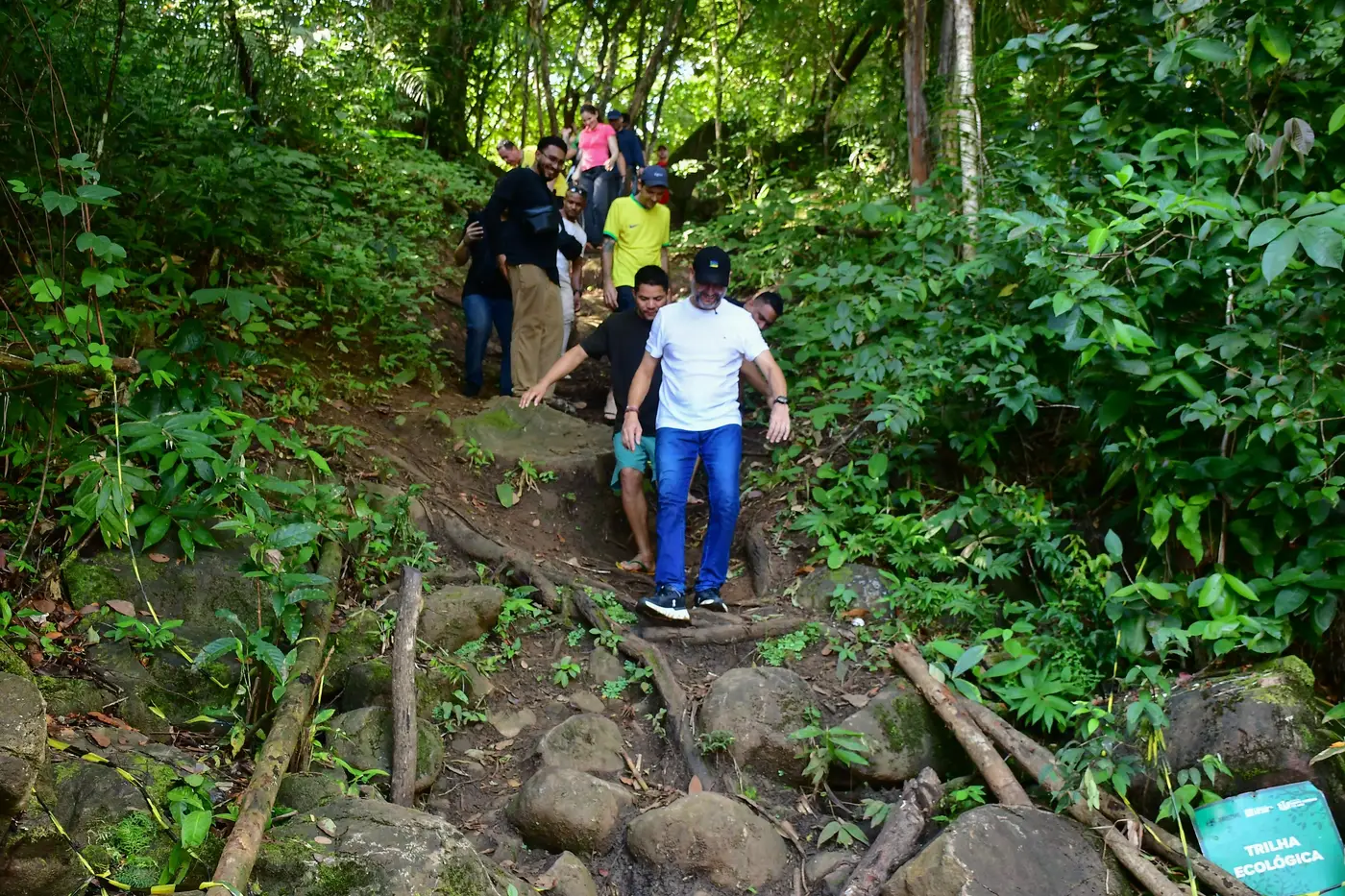 Governador Clécio vistoria fase final das obras do Mirante da Cachoeira de Santo Antônio, no Sul do Amapá