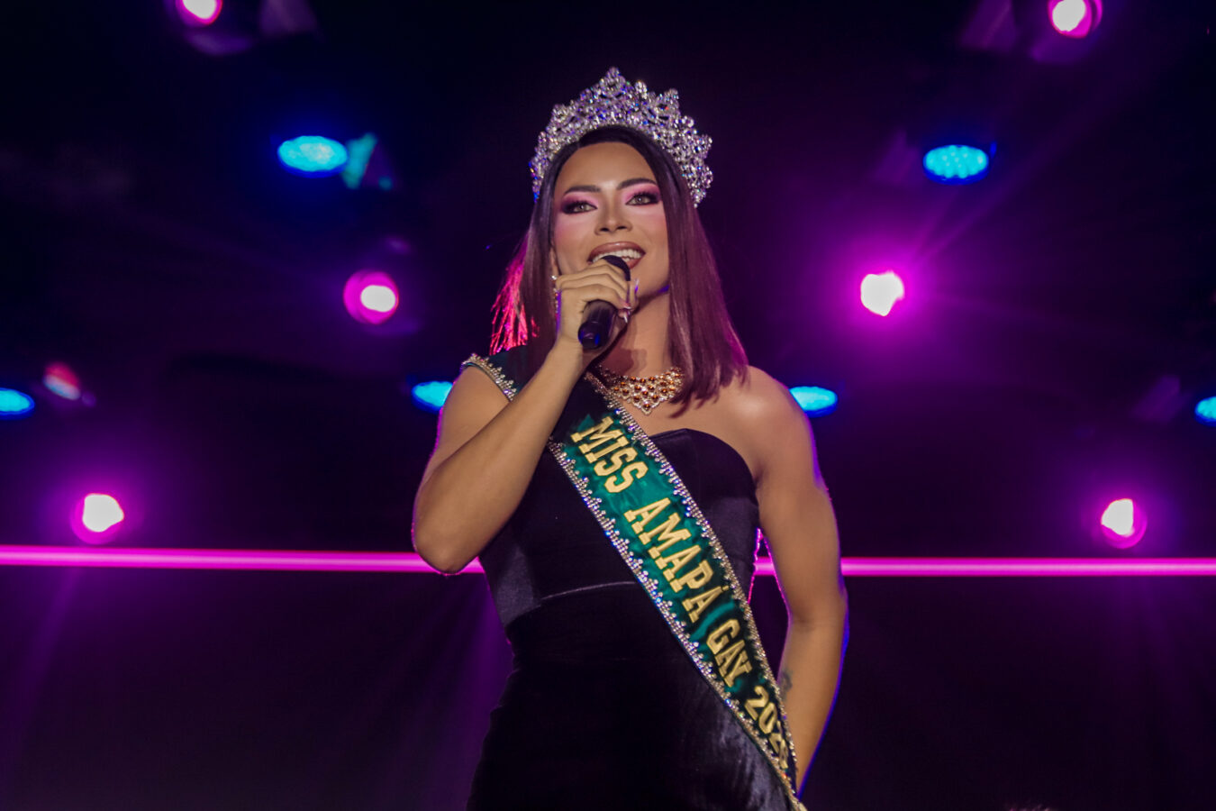 26ª Parada do Orgulho LGBTQIAPN+ encerra programação da diversidade no Macapá Verão