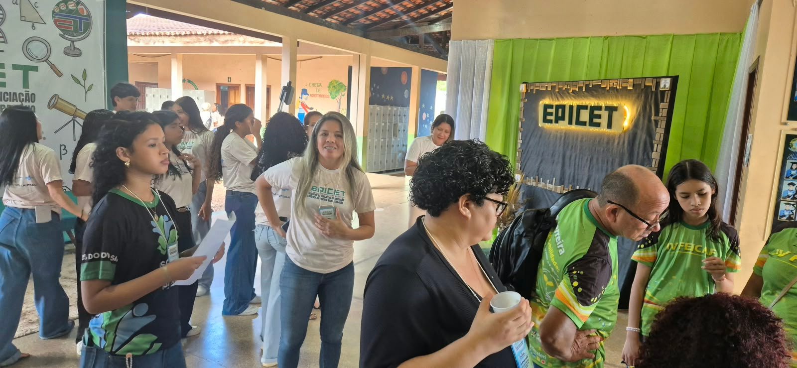 EPICET reúne mais de 200 estudantes pesquisadores em Porto Grande com 104 projetos científicos