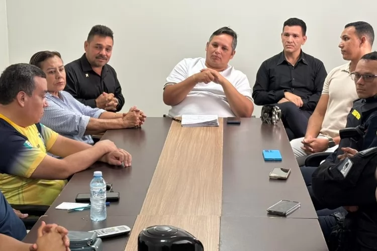 Com salários atualizados e crise financeira superada, prefeito Marcelo Pantoja lança Agenda do Servidor em Pedra Branca