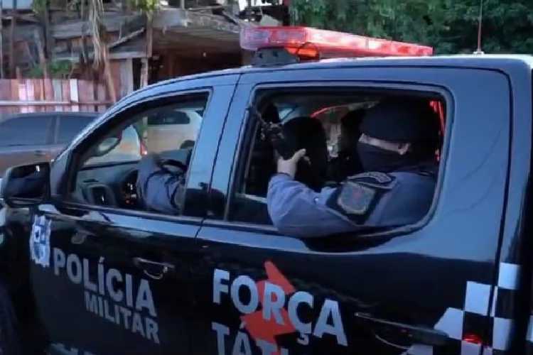 Força Tática prende dupla por descumprir ordem judicial na zona norte de Macapá