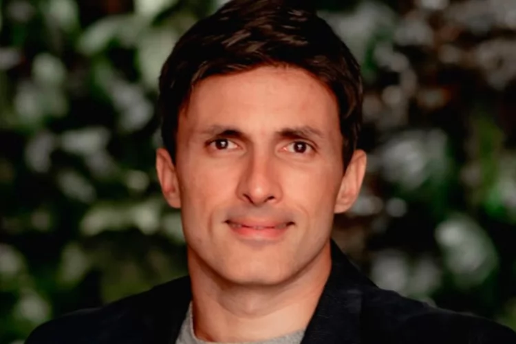 O profissional como obra inacabada: a nova moeda de troca do mercado