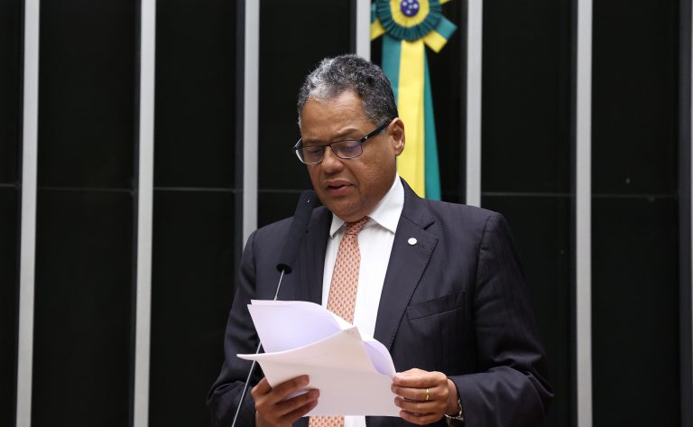 Câmara aprova projeto que autoriza recursos do FGTS para hospitais filantrópicos - Notícias
