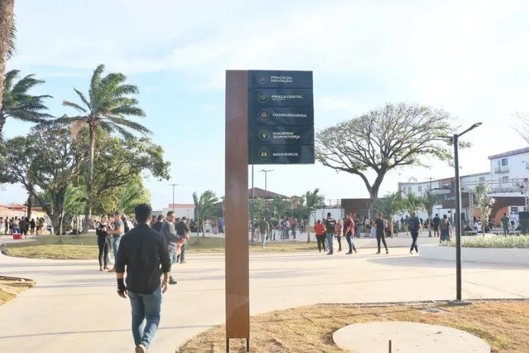 'Era um espaço sem uso que ganhou vida e virou nosso novo cartão-postal', comemora moradora Kelly Bacelar na entrega do Parque Tecnológico