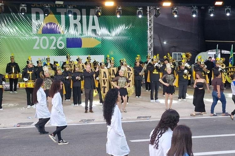 AVT leva banda campeã do Festival Estadual e mensagem de paz ao Desfile Cívico Estudantil no Sambódromo de Macapá