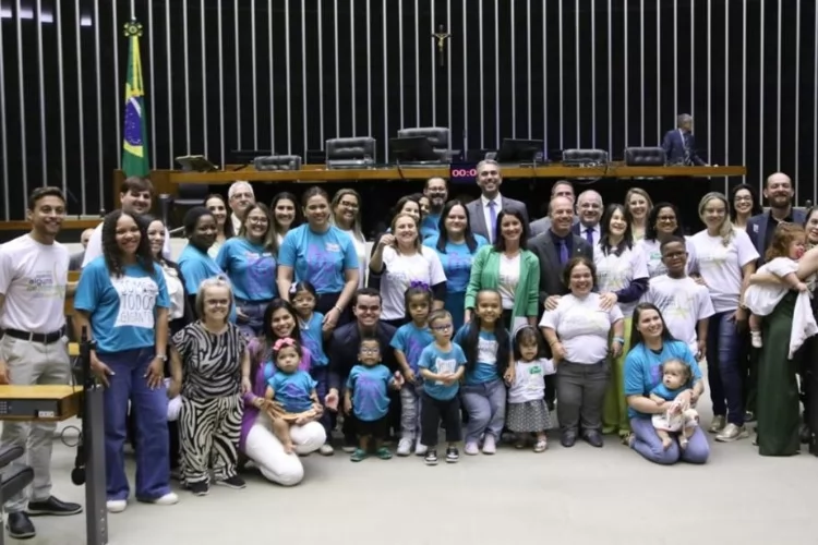 Congresso lança frente parlamentar em defesa das pessoas com nanismo