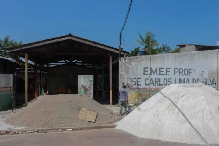 Prefeitura de Macapá entrega EMEF José Carlos reformada no bairro Novo Horizonte, em Macapá