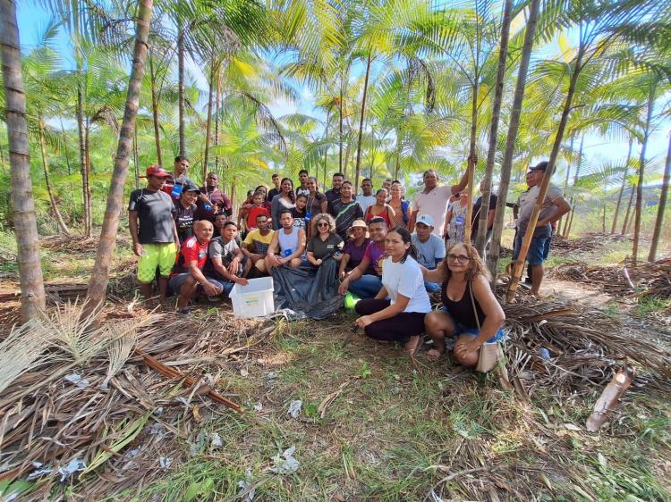 Empreendedores de Cutias participam de curso de boas práticas no manejo de açaí