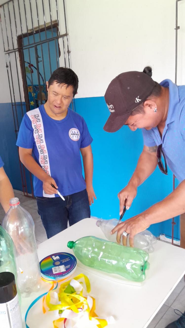 Mestre Damasceno coloca nas ruas de Salvaterra o seu Búfalo-Bumbá Junino