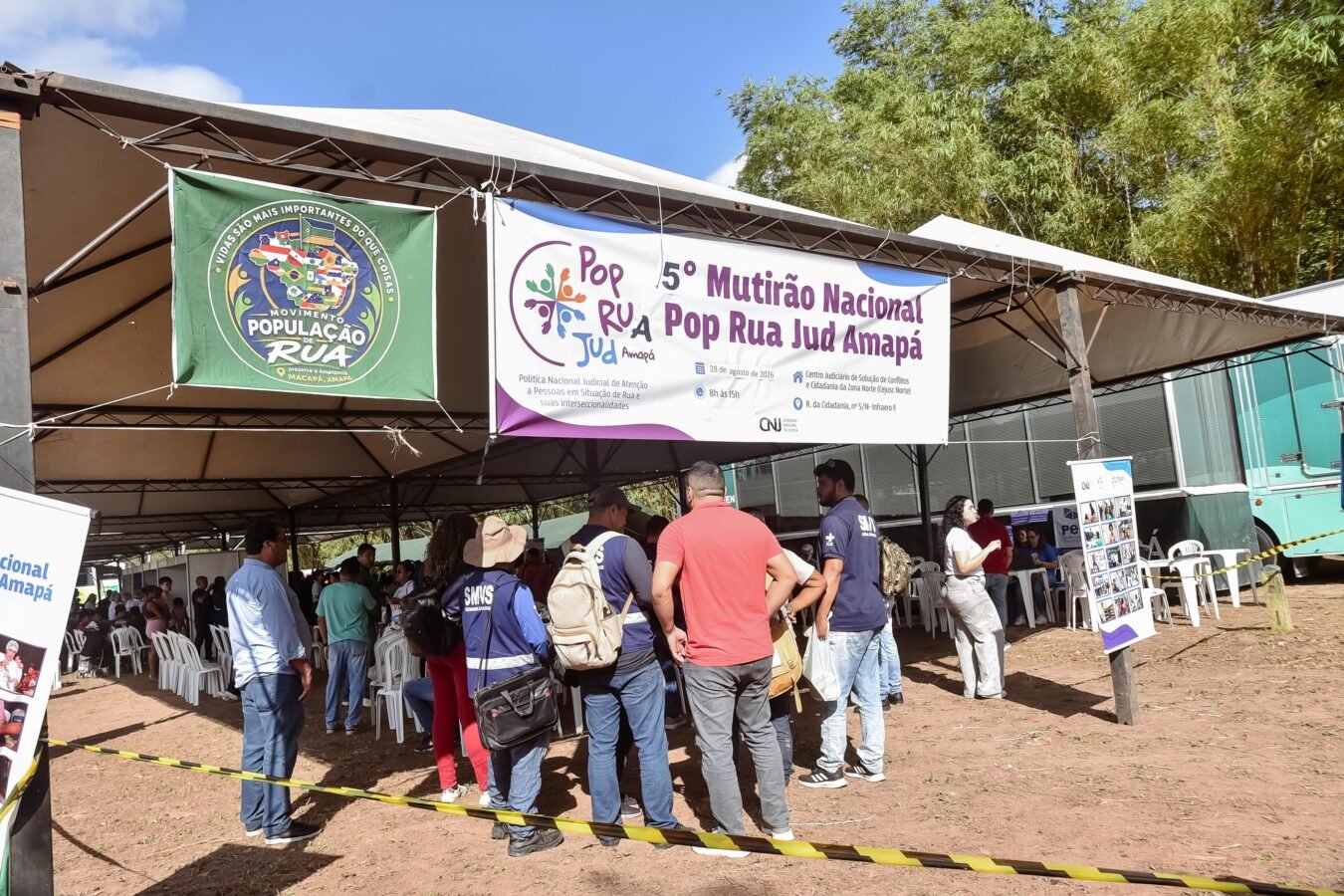 Prefeitura de Macapá leva serviços essenciais ao 5º Mutirão Pop Rua Jud no aterro sanitário