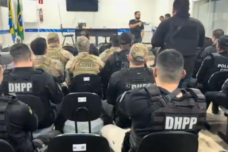 Polícia Civil deflagra "Operação Senhor das Armas" para desarticular esquema milionário de desvio e comércio ilegal de armamentos 