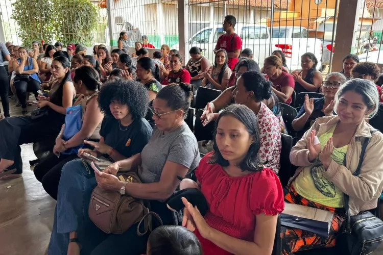 Prefeitura de Santana promove café da manhã especial para mulheres beneficiárias do Cadastro Único