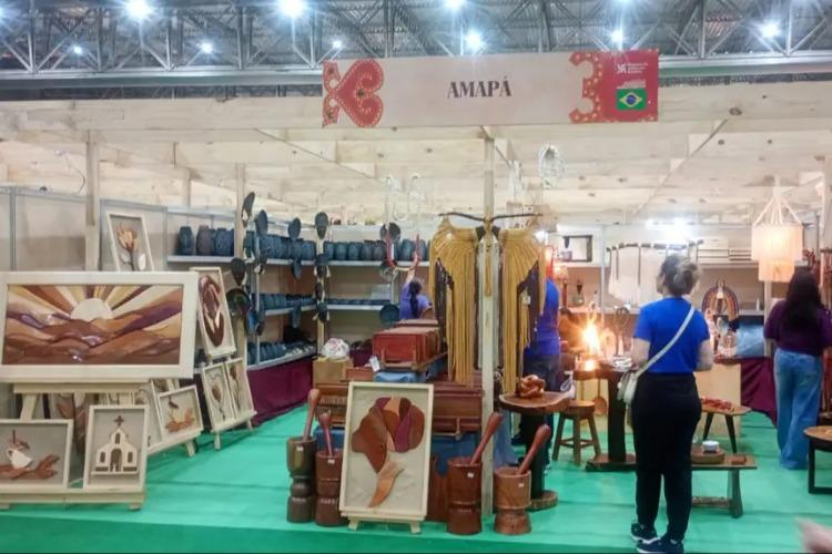 Com cerca de 8 toneladas de peças, artesãos amapaenses participam da maior feira do segmento da América Latina, em Olinda
