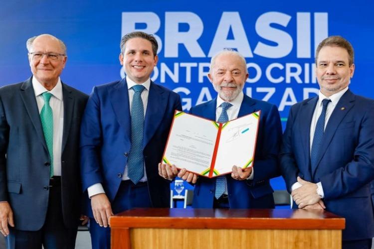 Programa Brasil Contra o Crime Organizado: 