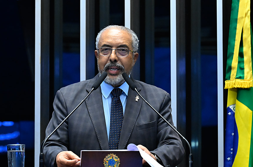 Paim defende votação da PEC que acaba com a escala 6x1