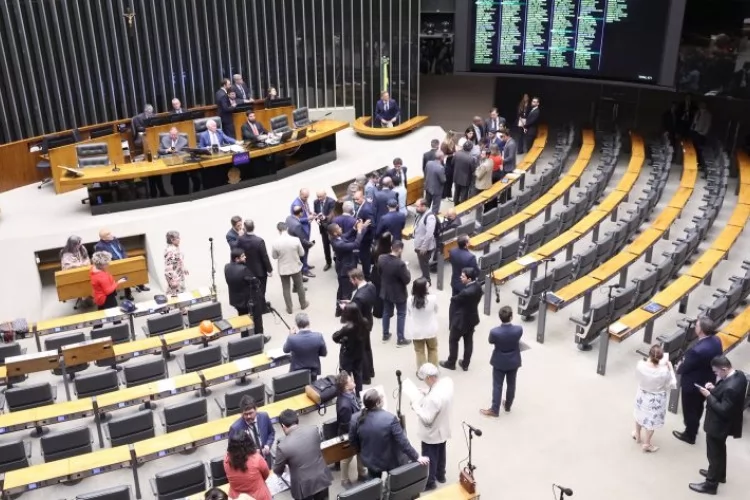 Câmara pode votar nesta semana projetos ligados à saúde - Notícias