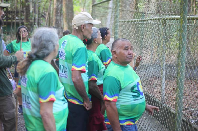 Prefeitura de Calçoene promove passeio em comemoração ao Dia Internacional da Pessoa Idosa