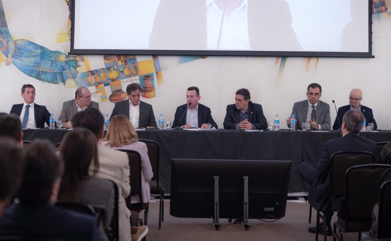 Relator defende aumento do teto do Simples Nacional para R$ 8 milhões - Notícias