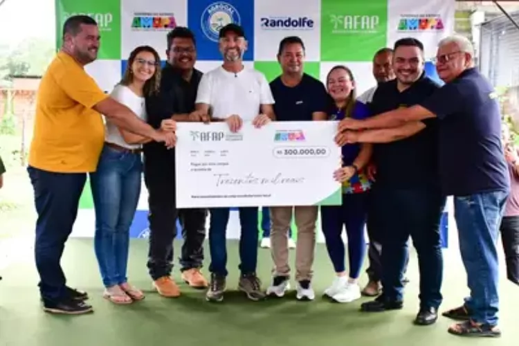 Governo do Amapá fortalece produção e impulsiona atividade pesqueira com financiamento em Calçoene