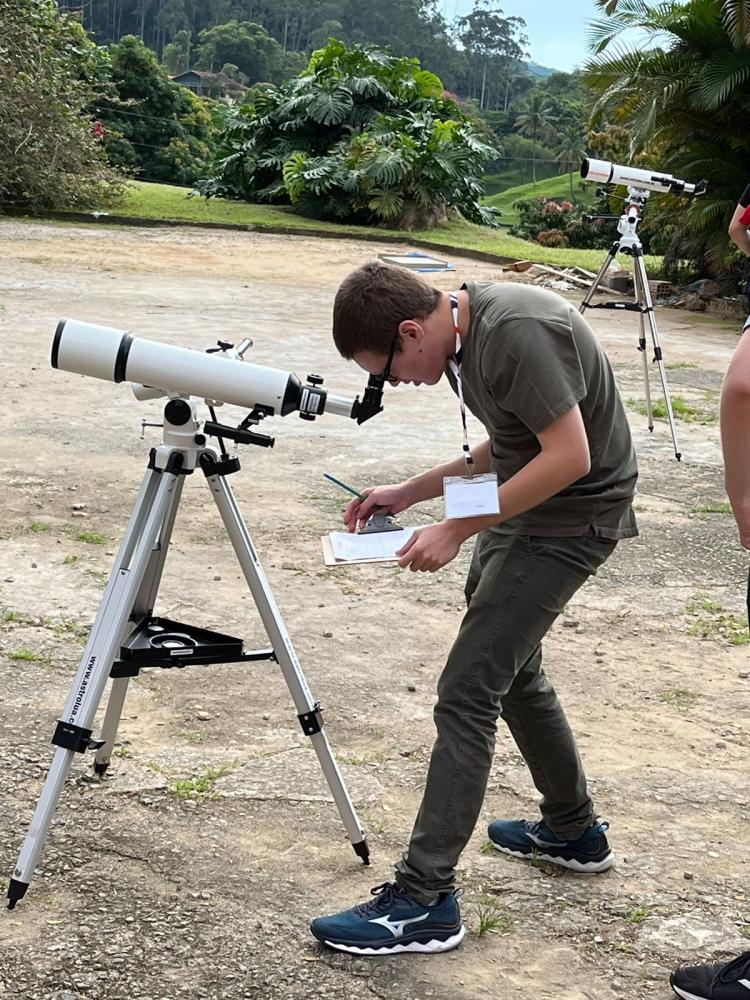 Jovem paranaense disputa vaga para Olimpíada Internacional de Astronomia