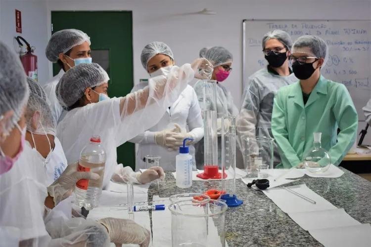 Governo do Amapá amplia em quase 500% o número de bolsistas e fortalece o desenvolvimento da ciência na região