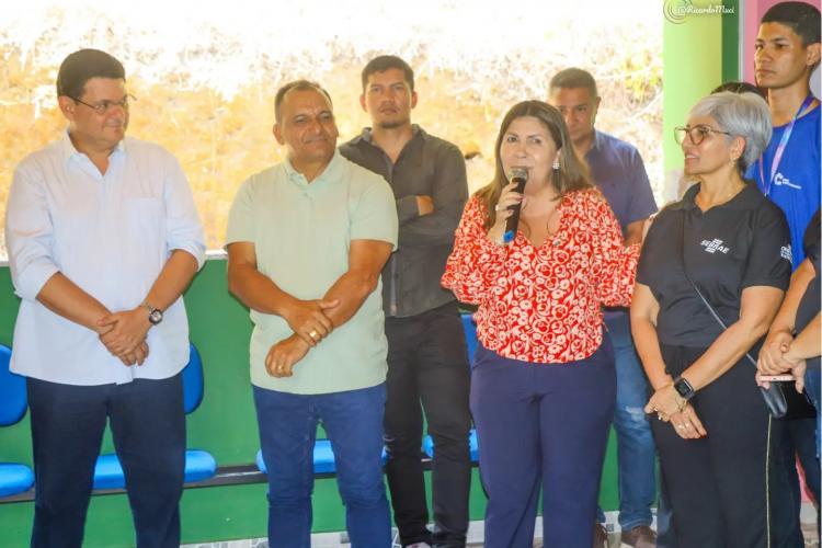 Ferreira Gomes inaugura Sala do Empreendedor para fomentar pequenos negócios