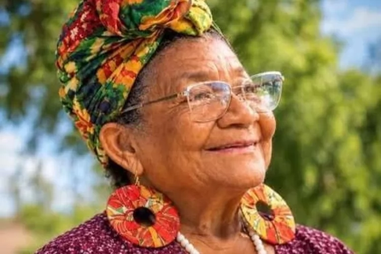 Morre Marciana Dias, mestra artesã e guardiã da tradição das louceiras do Maruanum