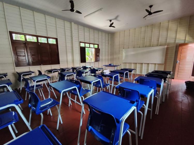 Governo do Amapá entrega nova estrutura da Escola Estadual Osmundo Valente para comunidades ribeirinhas, em Mazagão