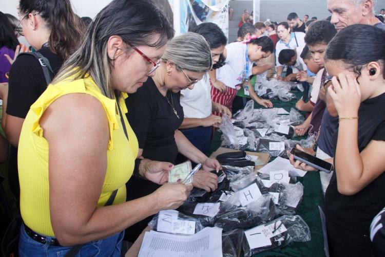 Projeto “Em um Piscar de Olhos” beneficia 555 alunos da rede estadual com óculos gratuitos