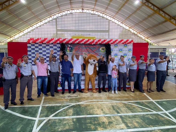 Formatura marca conclusão da primeira turma do Proerd em Tartarugalzinho