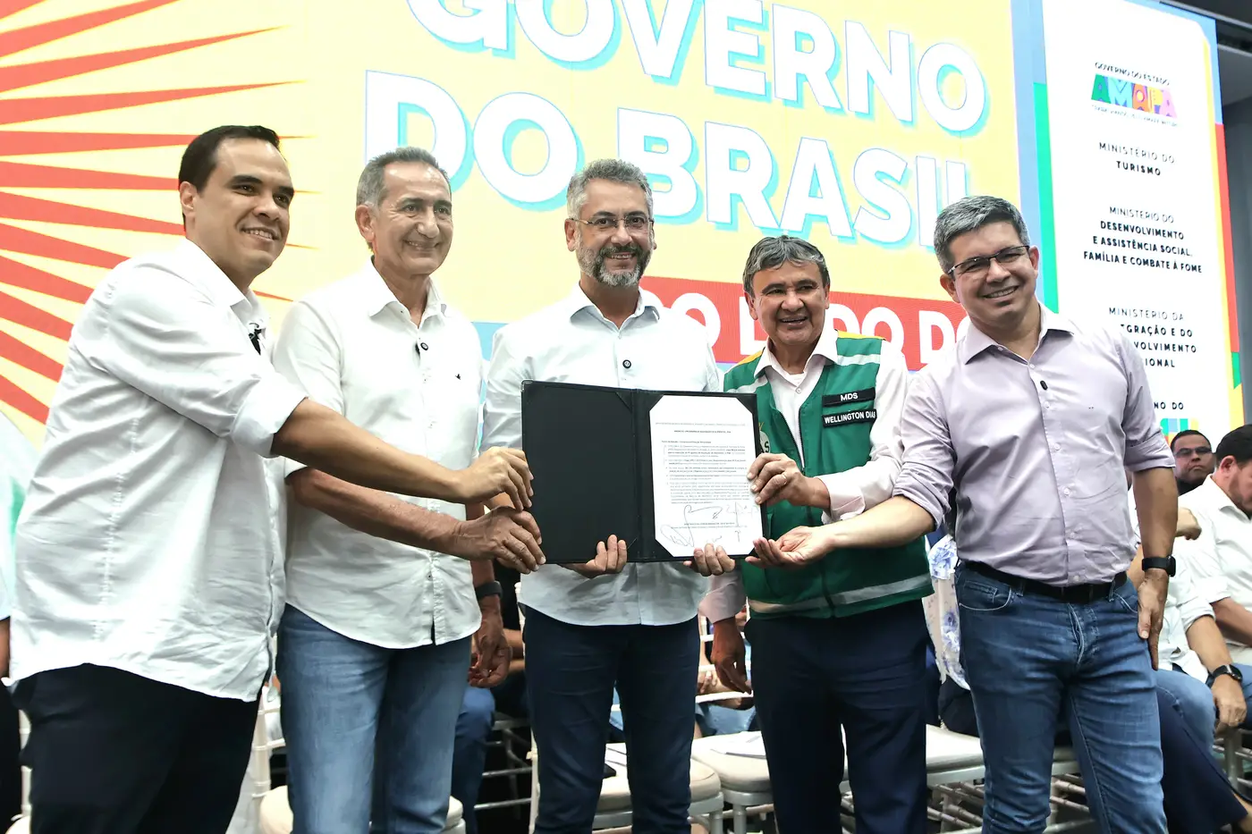 Governador Clécio lidera agenda com ministros e garante novos investimentos para o combate à fome e fortalecimento do turismo
