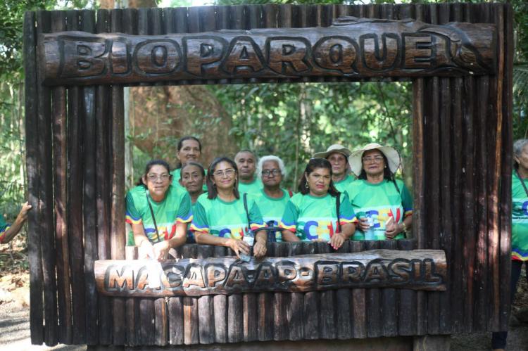 Prefeitura de Calçoene promove passeio em comemoração ao Dia Internacional da Pessoa Idosa