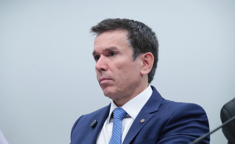 Deputado prevê rápida aprovação de controle sanitário para suplementos alimentares - Notícias
