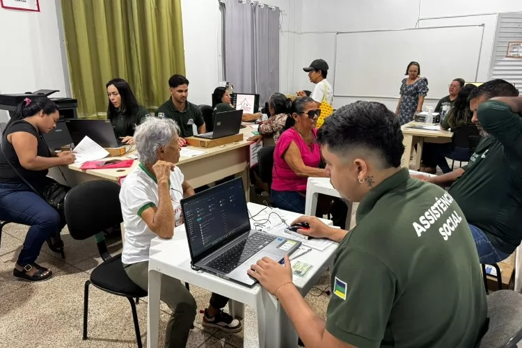 Prefeitura de Santana intensifica atendimentos do Cadastro Único e alcança famílias afetadas pelas chuvas