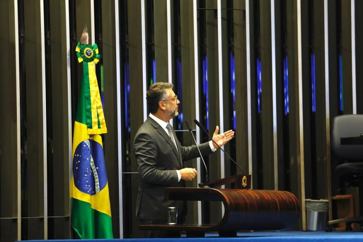 Governador Clécio Luís destaca investimentos da Codevasf no Amapá em sessão especial no Senado