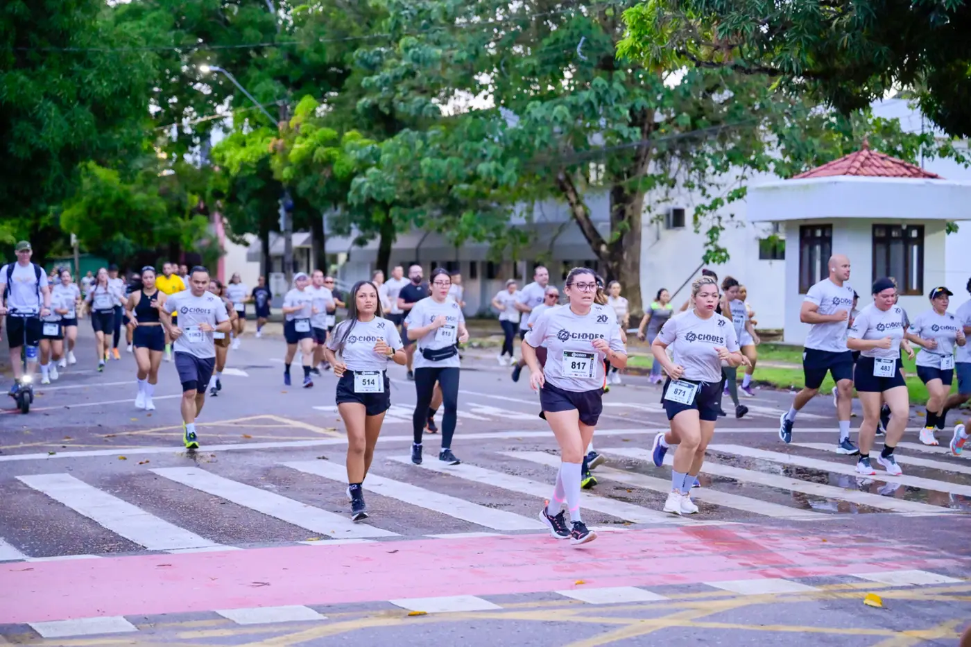 Corrida de rua do CIODES reúne dezenas de atletas e comemora mais de 2,2 milhões de atendimentos em duas décadas