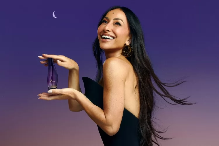 Sabrina Sato é o rosto de Luna Nuit, nova fragrância da Natura, em campanha que celebra a paixão pela vida