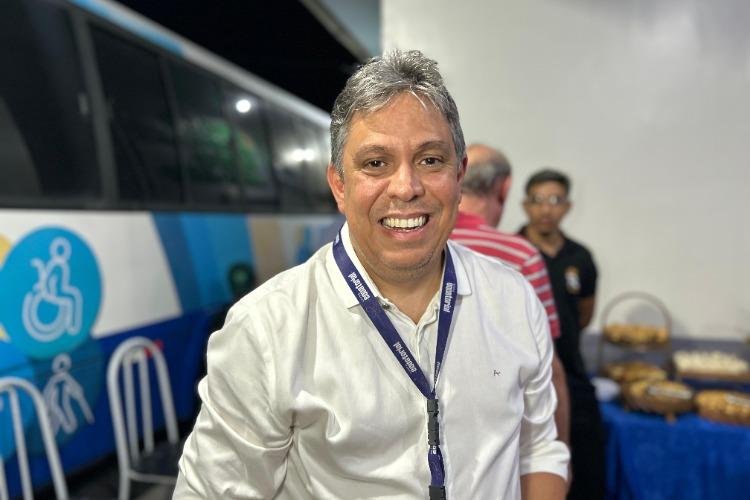 Grupo Equatorial entrega dez cadeiras motorizadas à ADFAP em Macapá